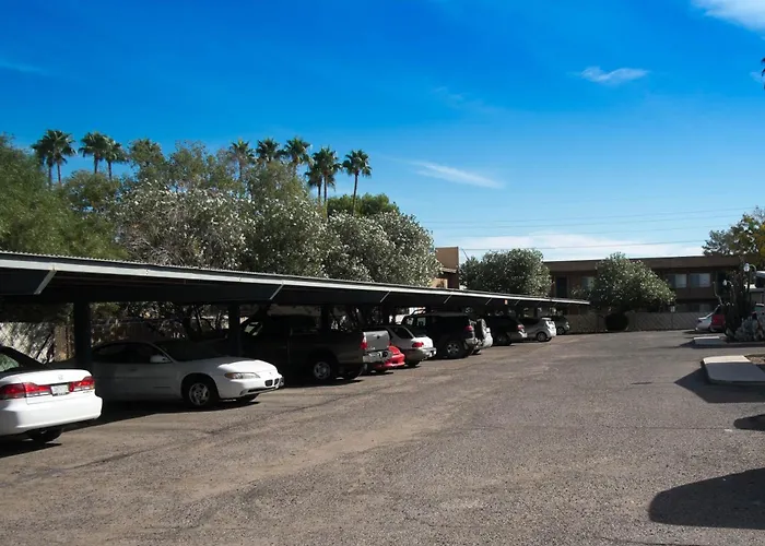 Tranquil, Conveniently Located 2 Bedroom Apartamento Tucson