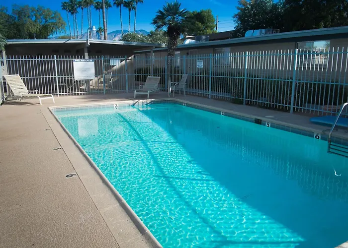 Tranquil, Conveniently Located 2 Bedroom Tucson